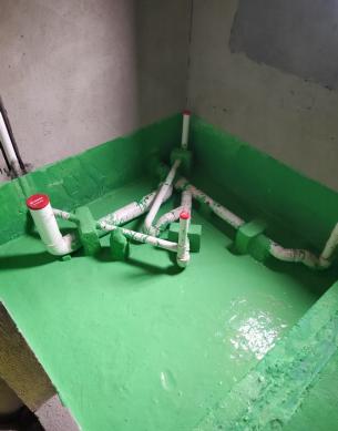 卫生间底层防水涂刷